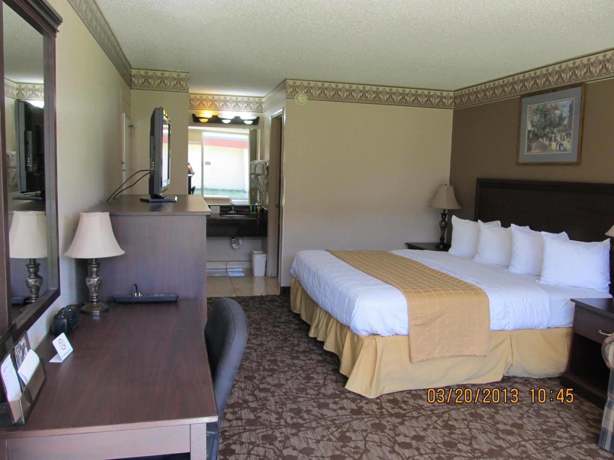Magnuson Hotel Idabel Екстериор снимка