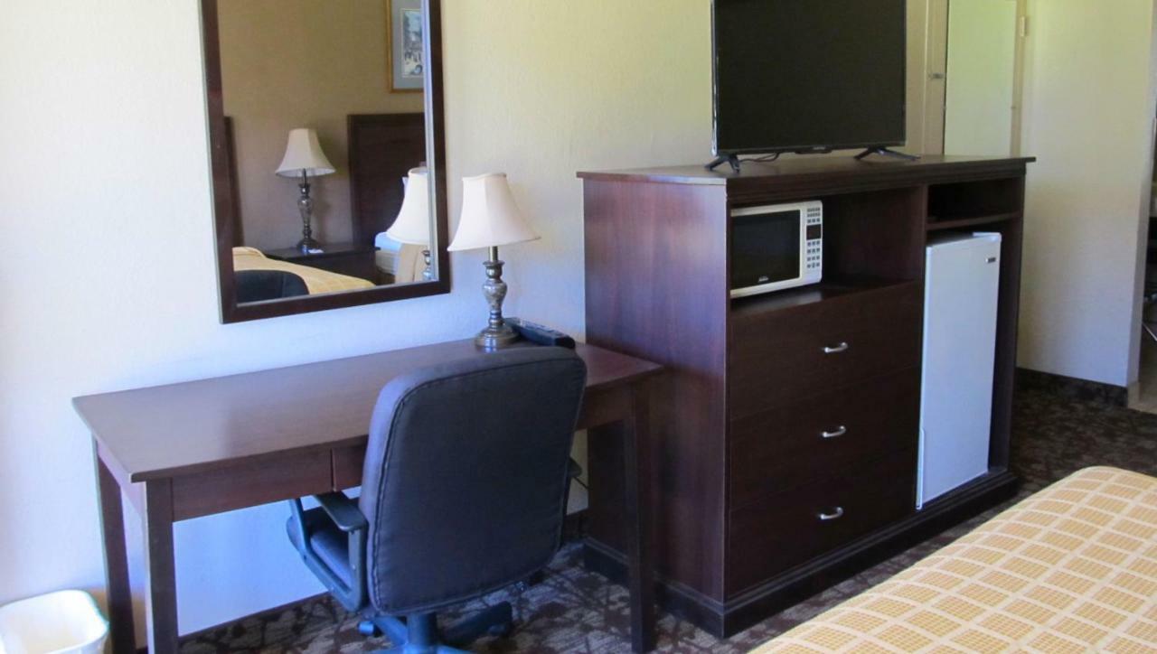 Magnuson Hotel Idabel Екстериор снимка